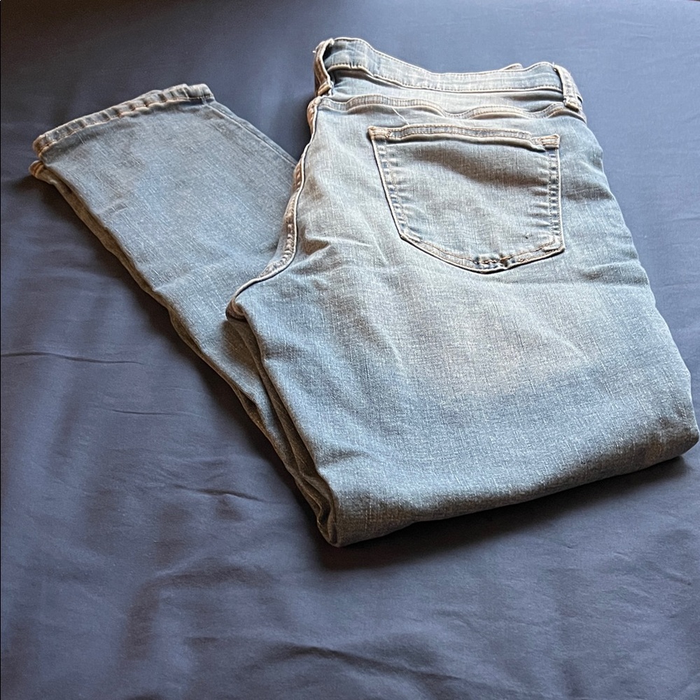 Old Navy Light Blue Skinny Jeans